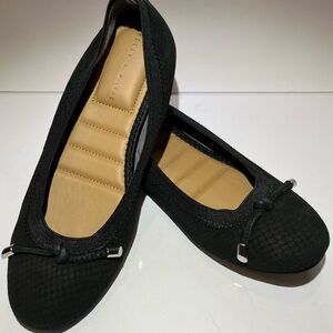 Kelly & Katie Sasha Ballet Flats Black